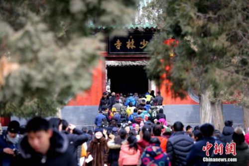 130ϵǷɽ(li)Ժ(ni)Ĕ(sh)f(wn)οӿSԸpס<a target='_blank' href='http://www.chinanews.com/' _fcksavedurl='http://www.chinanews.com/'></p><p class=